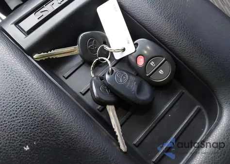 2016 Toyota Tundra Sr5 5.7L V8 from USA, damaged, VIN 5TFDY5F1XGX528766